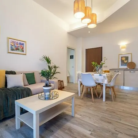 Apartment Hanura Two - Bright 1bedroom With Balcony *